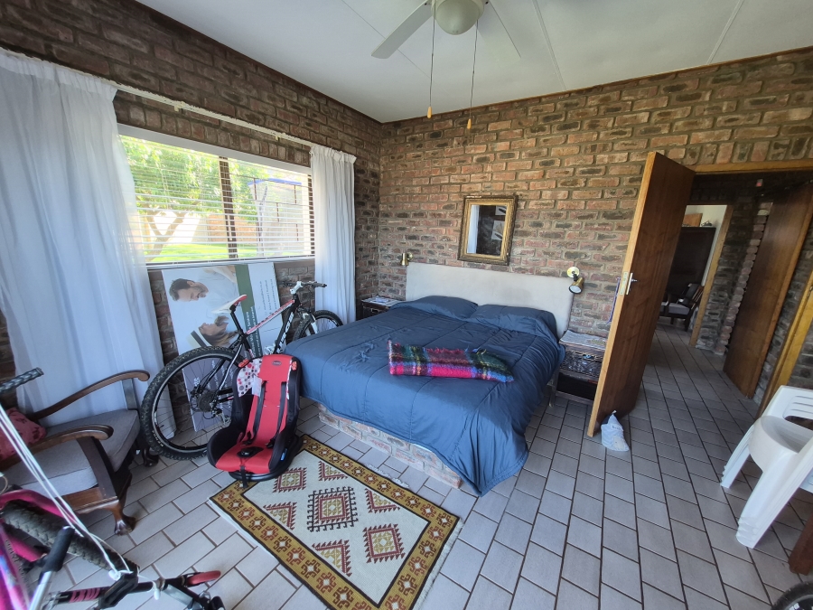5 Bedroom Property for Sale in Dana Bay Western Cape